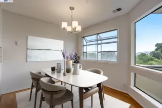 Photo #1: 41032277 Listing 