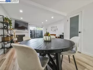 Photo #4: 41032307 Listing 