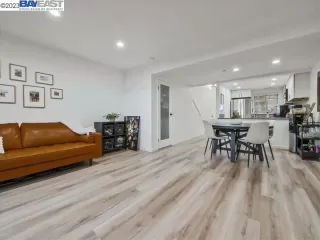 Photo #5: 41032307 Listing 