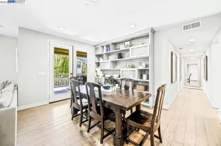 Photo #6: 41032351 Listing