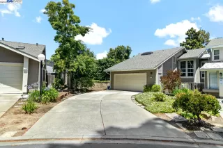 Photo #1: 41032425 Listing 