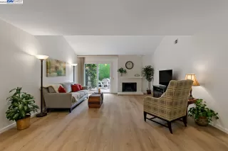 Photo #2: 41032425 Listing 
