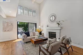 Photo #2: 41032448 Listing