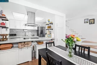 Photo #4: 41032475 Listing 