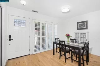 Photo #5: 41032475 Listing 