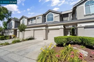 Photo #2: 41032479 Listing