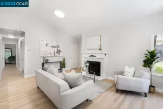 Photo #2: 41032490 Listing