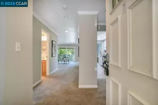 Photo #2: 41032509 Listing 