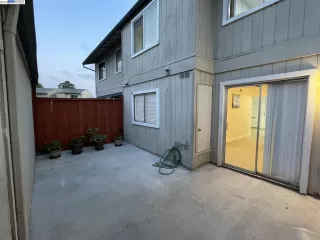 Photo #2: 41032515 Listing