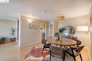 Photo #3: 41032531 Listing