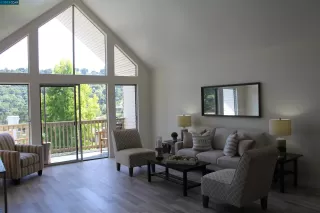 Photo #1: 41032545 Listing