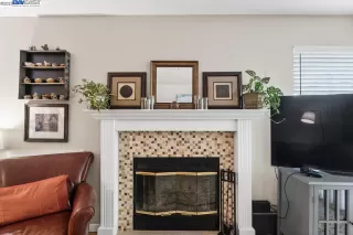 Photo #4: 41032603 Listing