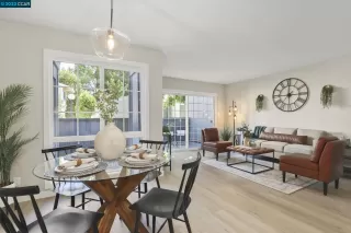 Photo #5: 41032617 Listing