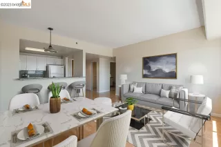 Photo #6: 41032757 Listing