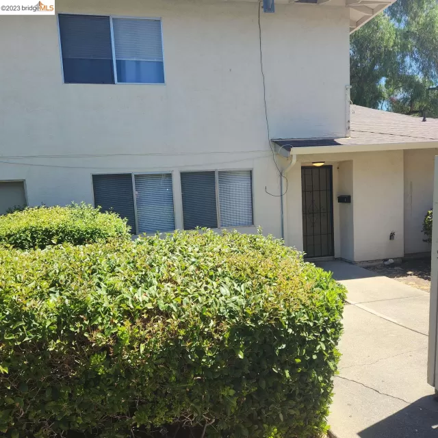 MLS: 41032759 Condo For Sale