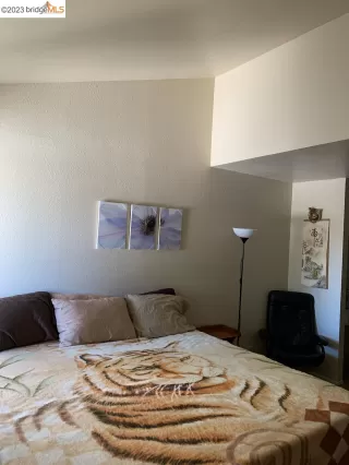 Photo #5: 41032761 Listing