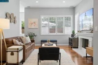 Photo #6: 41032772 Listing