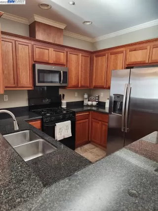 Photo #3: 41032778 Listing