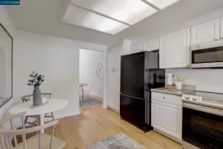 Photo #4: 41032789 Listing