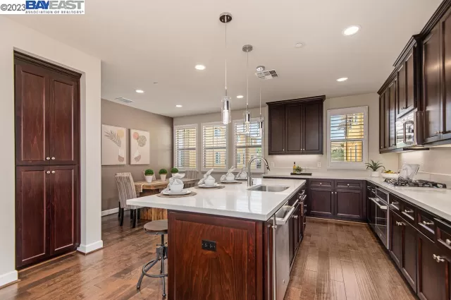 MLS: 41032817 Condo For Sale