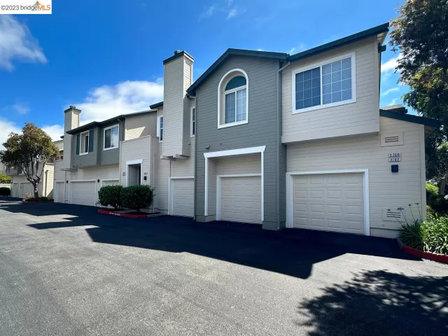 MLS: 41032829 Condo For Sale