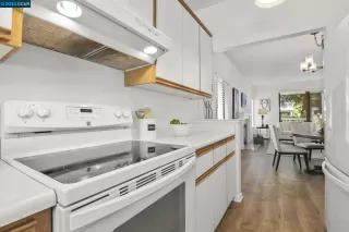 Photo #5: 41032848 Listing 