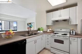 Photo #5: 41032851 Listing