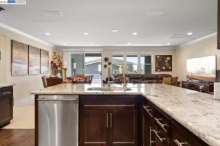 Photo #4: 41032869 Listing