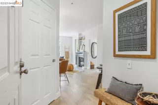 Photo #2: 41032900 Listing 