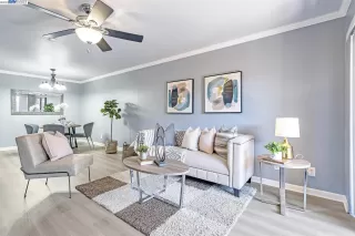 Photo #1: 41032944 Listing