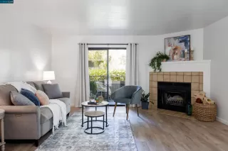 Photo #1: 41033005 Listing