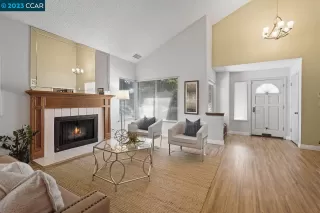 Photo #2: 41033017 Listing