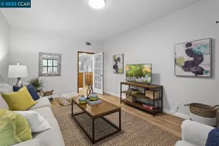 Photo #5: 41033017 Listing