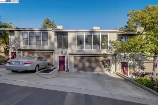 Click for more information on MLS # 41033057 : 12 HERITAGE OAKS RD More Details about MLS # 41033057 : 12 HERITAGE OAKS RD