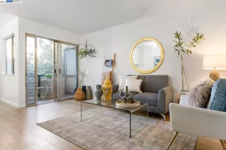 More Details about MLS # 41033098 : 3768 HARRISON ST # 208