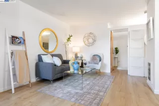 Photo #2: 41033098 Listing