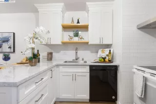 Photo #5: 41033098 Listing