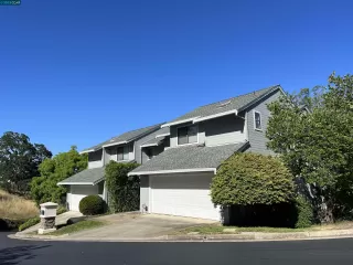 Click for more information on MLS # 41033126 : 1923 STRAYHORN RD More Details about MLS # 41033126 : 1923 STRAYHORN RD