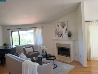 Photo #5: 41033126 Listing 