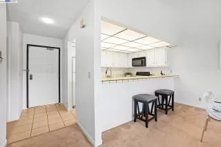 Photo #5: 41033132 Listing 