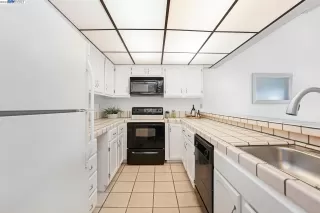 Photo #6: 41033132 Listing 