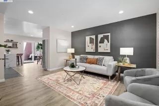 Photo #1: 41033144 Listing