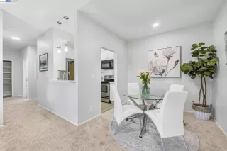 Photo #5: 41033236 Listing 