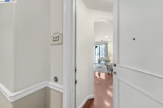 Photo #3: 41033291 Listing