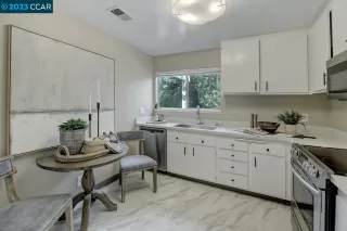 Photo #2: 41033381 Listing