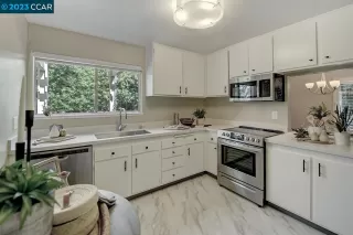 Photo #3: 41033381 Listing