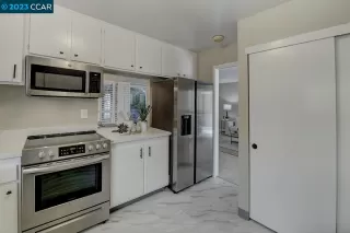 Photo #5: 41033381 Listing