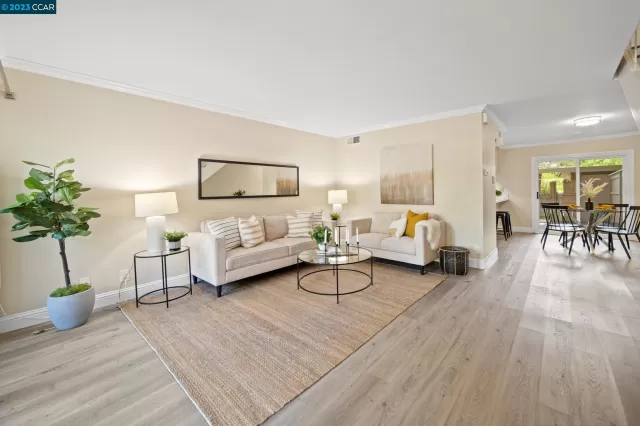 MLS: 41033399 Condo For Sale