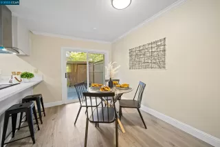 Photo #6: 41033399 Listing