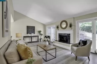 Photo #3: 41033403 Listing